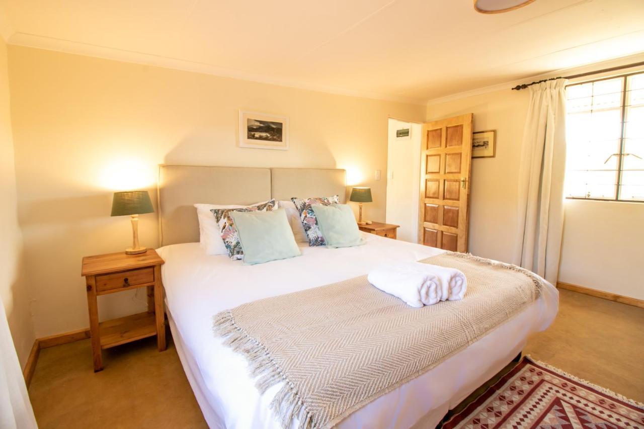 Graaff-Reinet Sunbird Cottage מראה חיצוני תמונה
