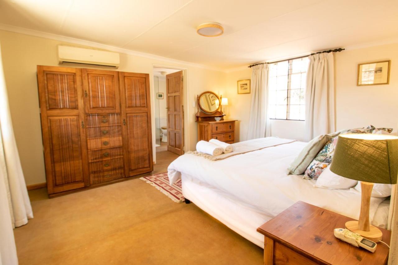 Graaff-Reinet Sunbird Cottage מראה חיצוני תמונה